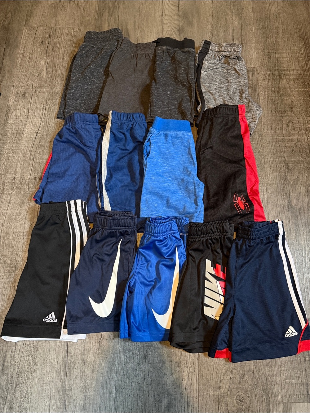 14 Pairs of Boys Shorts Size 4 Mixed Lot Good Condition